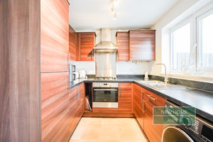 Photo 21- click for photo gallery